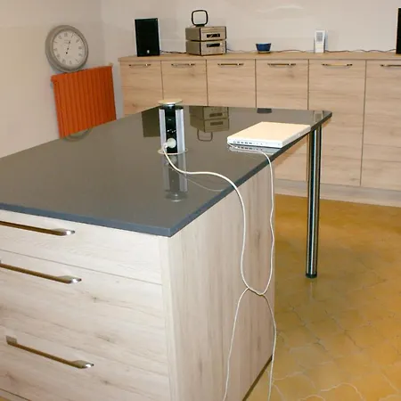 Vila De 3 Chambres Avec Piscine Privee Jacuzzi Et Jardin Clos A Auterive