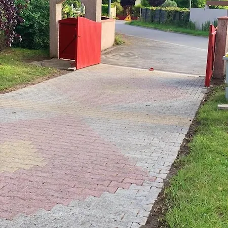 De 3 Chambres Avec Piscine Privee Jacuzzi Et Jardin Clos A Auterive Vila